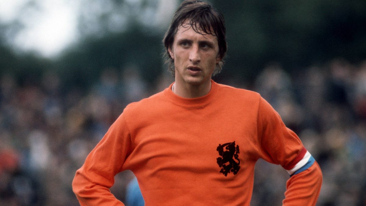 JOHAN CRUYFF OTAC SUVREMENOG  NOGOMETA:  Ivić je rekao: ”Uz njega je svaki igrač 50 posto bolji„