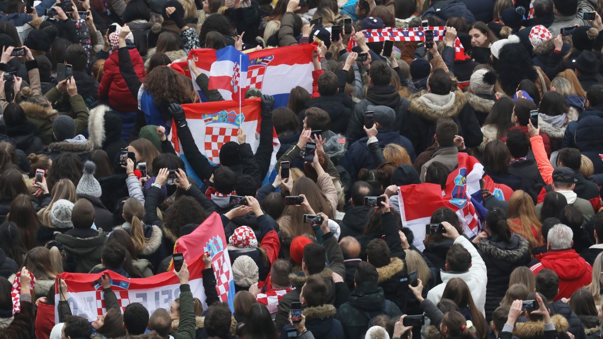 (VIDEO) Pogledajte kako  je izgledalo slavlje navijača  i rukometaša u Zagrebu