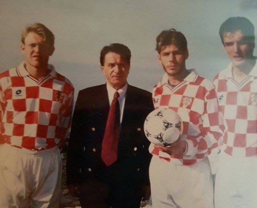 FOTOGRAFIJE JE NAJBOLJE GLEDATI NAKON VIŠE OD 20 GODINA: Jesu li ovo najljepši hrvatski dresovi?