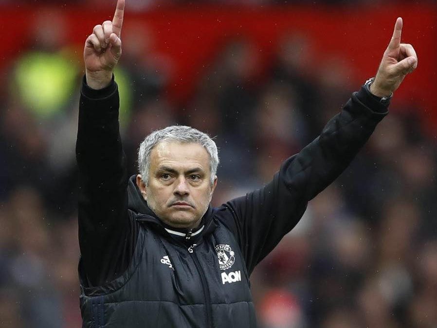 UEFINA KAZNA CITYU: Mourinho postavio pitanje o kojem na Otoku svi šute!