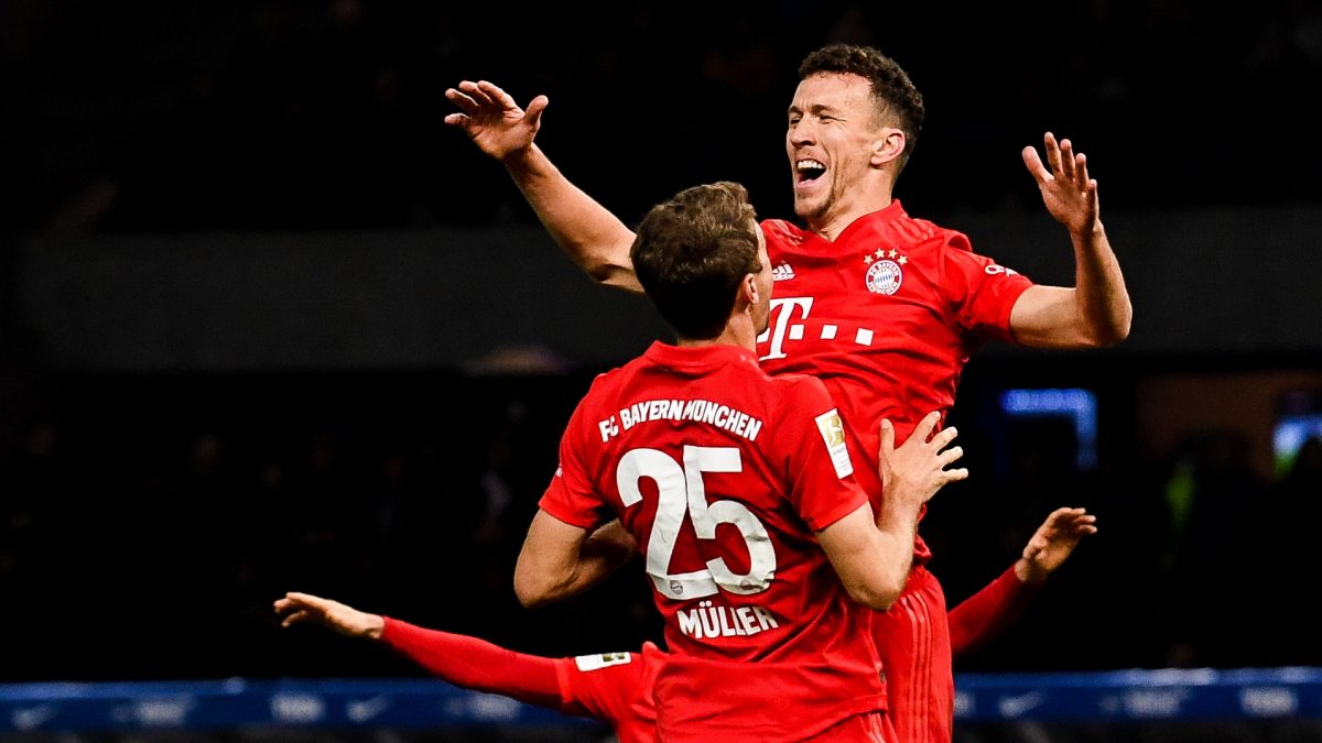 U BUNDESLIGI UBLAŽAVANJE MJERA NA utakmici više novinara, igrači  bez maski