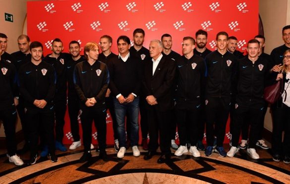 (VIDEO) VATRENI IMAJU NOVU PORUKU: “Zajedno, odgovorno, hrabro i ponizno”