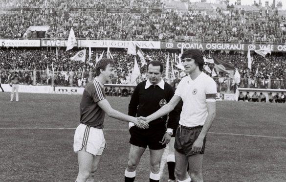 (VIDEO) REKORD STAROG PLACA Antologijski dvoboj Hajduka i Dinama u ljeto 1979.