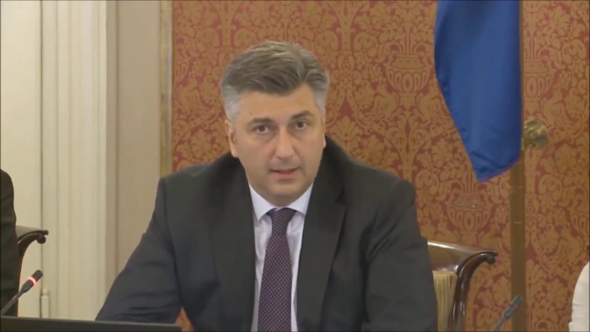 TELEFONSKA SJEDNICA VLADE:  Zatvaranje pomorskih graničnih prijelaza za putnike