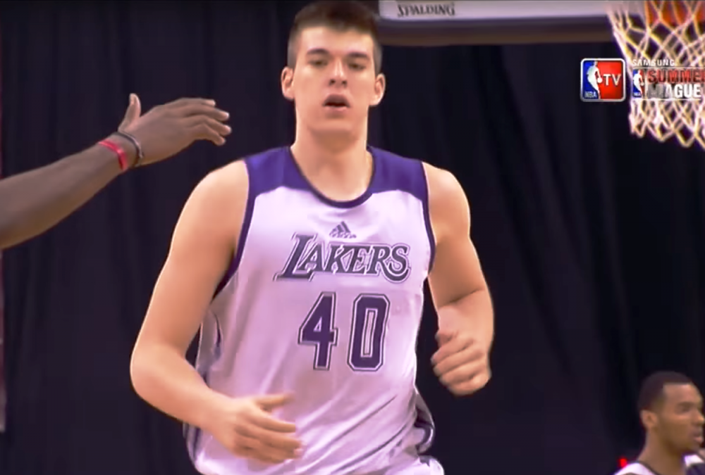 KOŠARKAŠ IVICA ZUBAC: Donirao vrijednu opremu za Dom zdravlja u rodnom Čitluku
