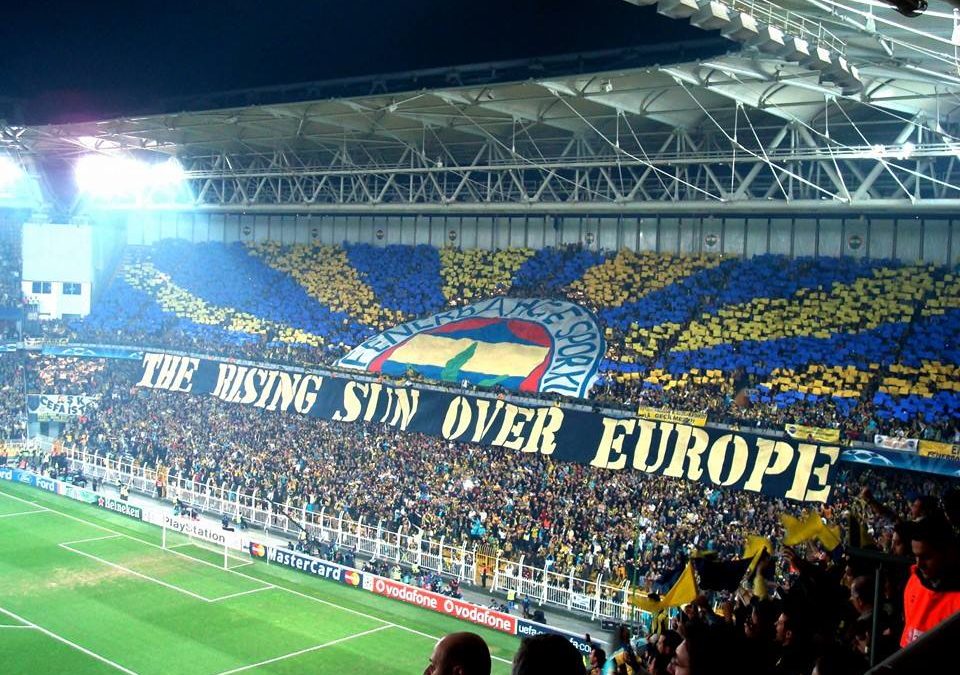 PORUKA 150 NAVIJAČKIH SKUPINA IZ EUROPE: Nikome ne treba nogomet bez navijača!